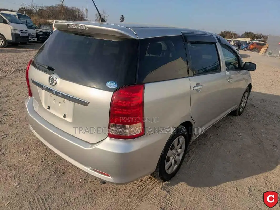 Toyota Wish 2007 Silver