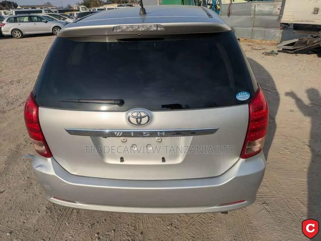 Toyota Wish 2007 Silver