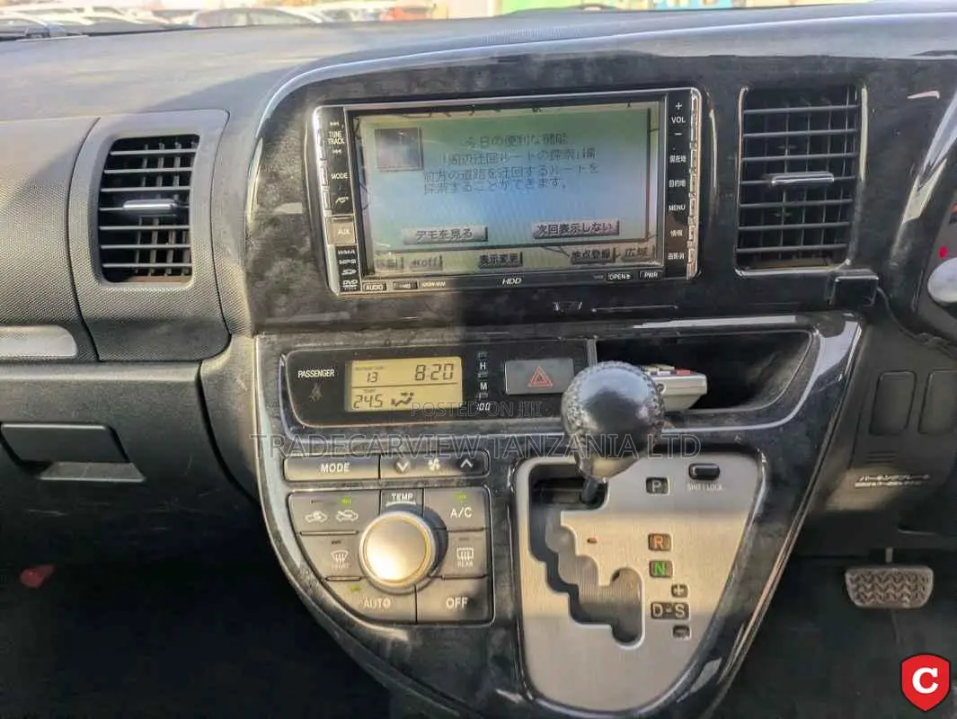 Toyota Wish 2007 Silver