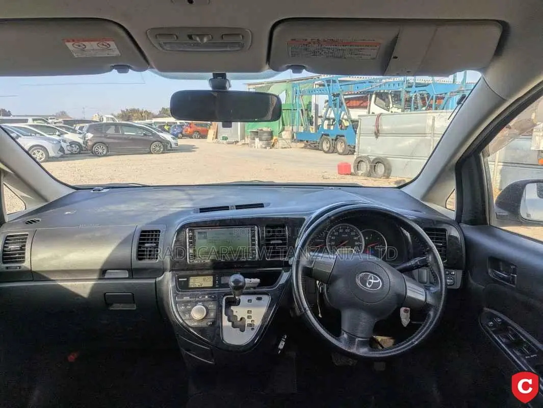 Toyota Wish 2007 Silver