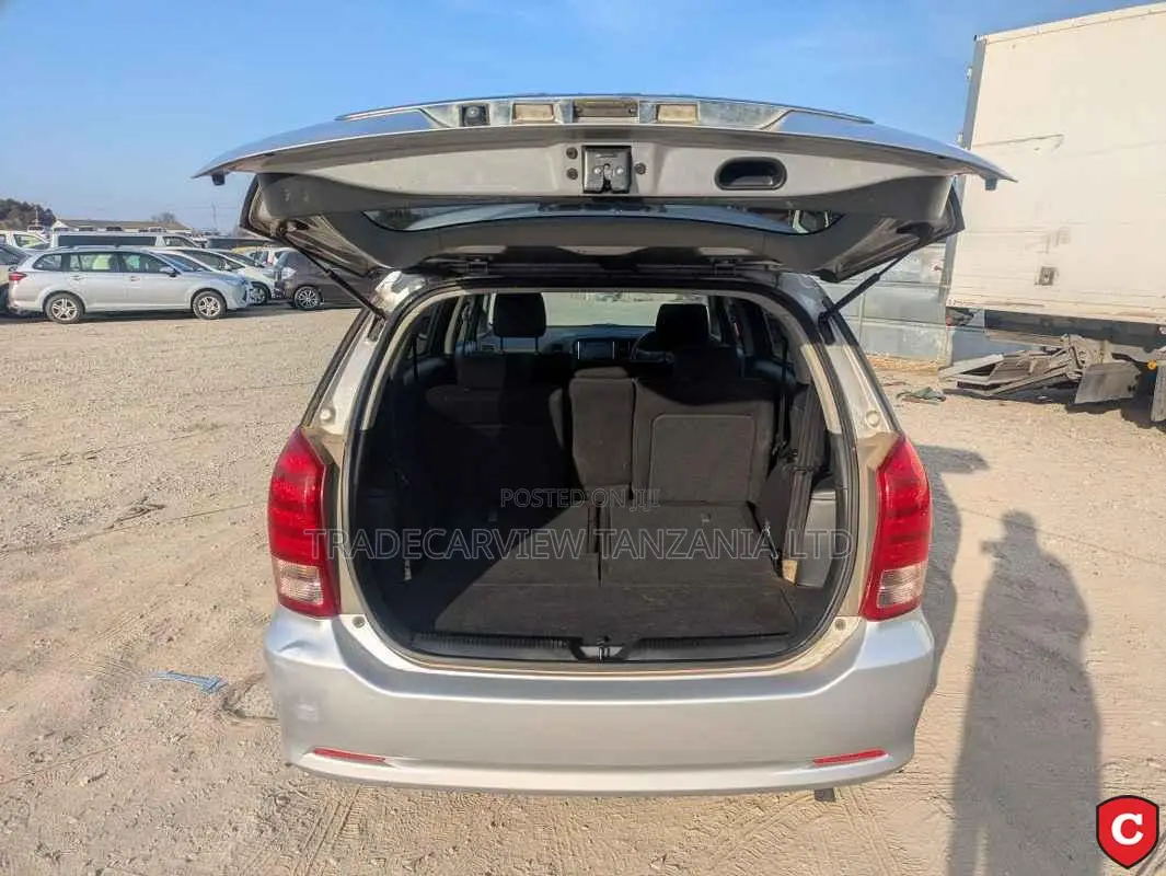 Toyota Wish 2007 Silver