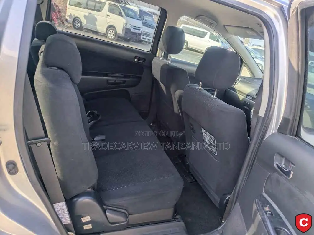 Toyota Wish 2007 Silver