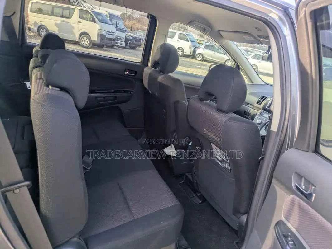 Toyota Wish 2007 Gray