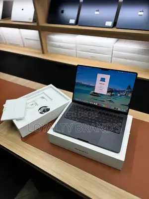 New Laptop Apple MacBook Pro 2025 M5 14-inch 24GB Apple M5 Pro SSD 1T