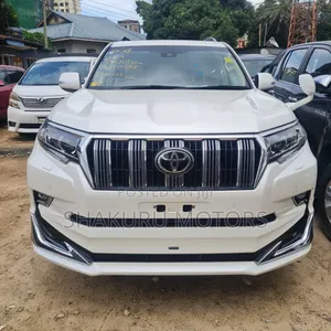 Toyota Land Cruiser Prado 2023 White