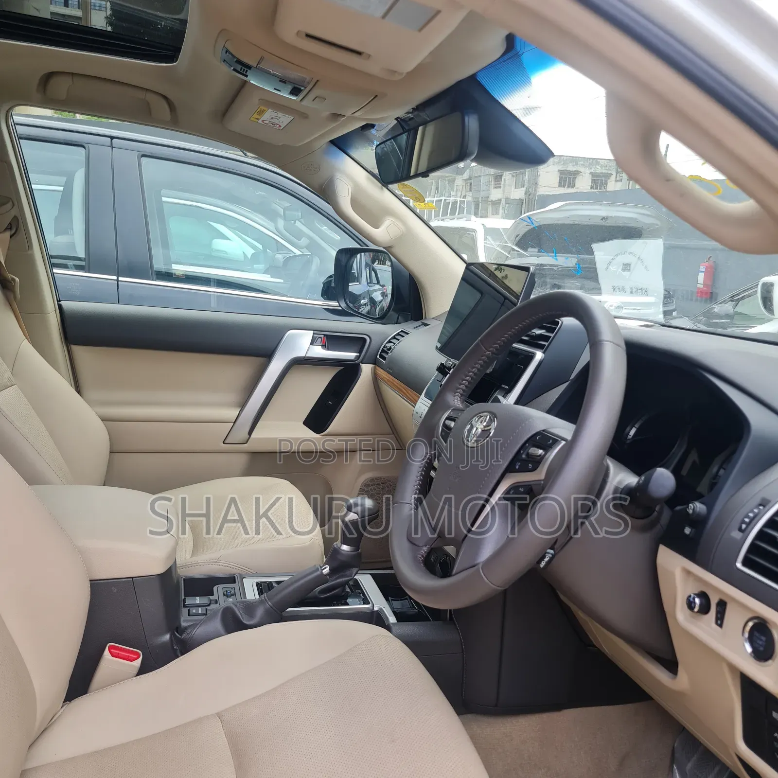 Toyota Land Cruiser Prado 2023 White