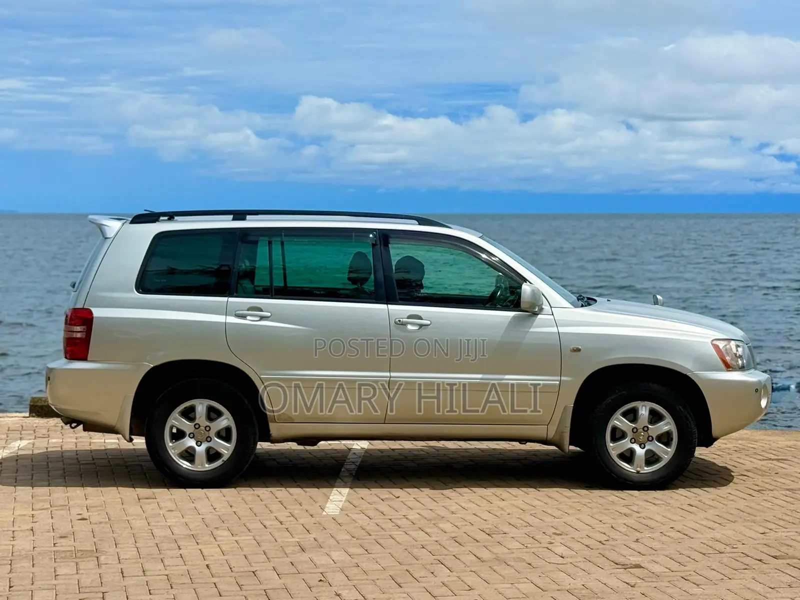 Toyota Kluger 2003 Silver