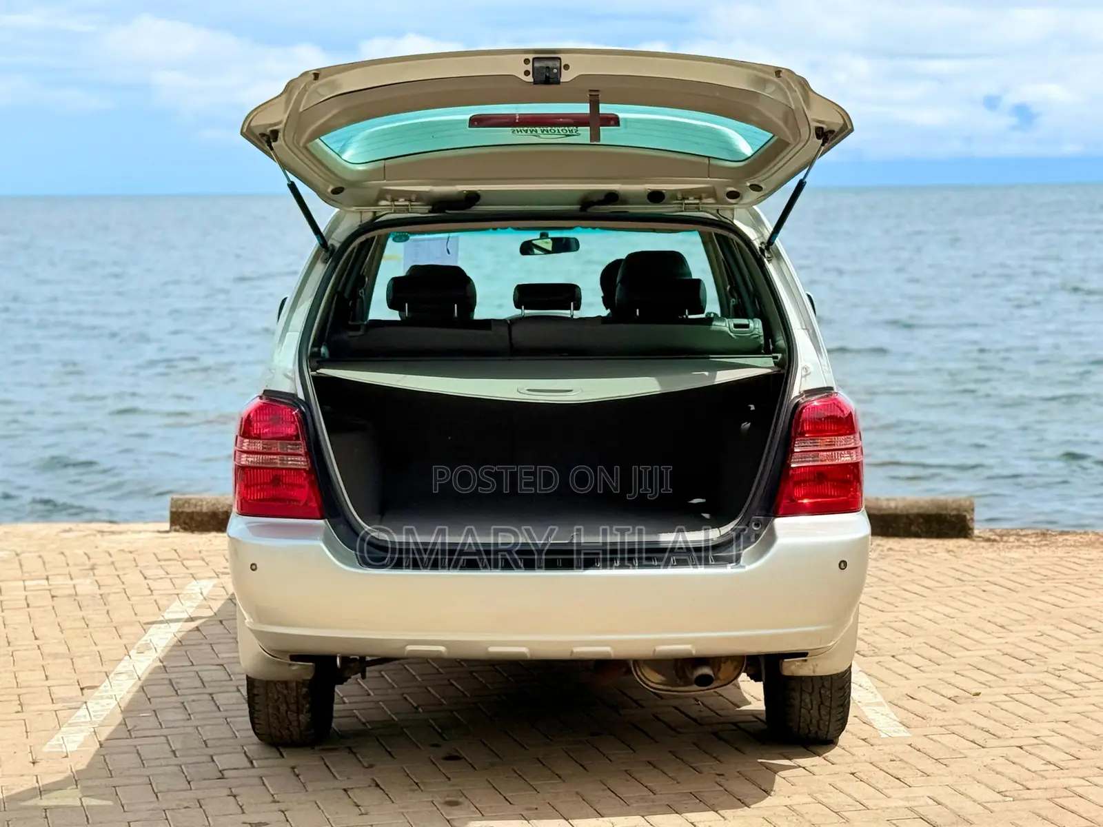 Toyota Kluger 2003 Silver