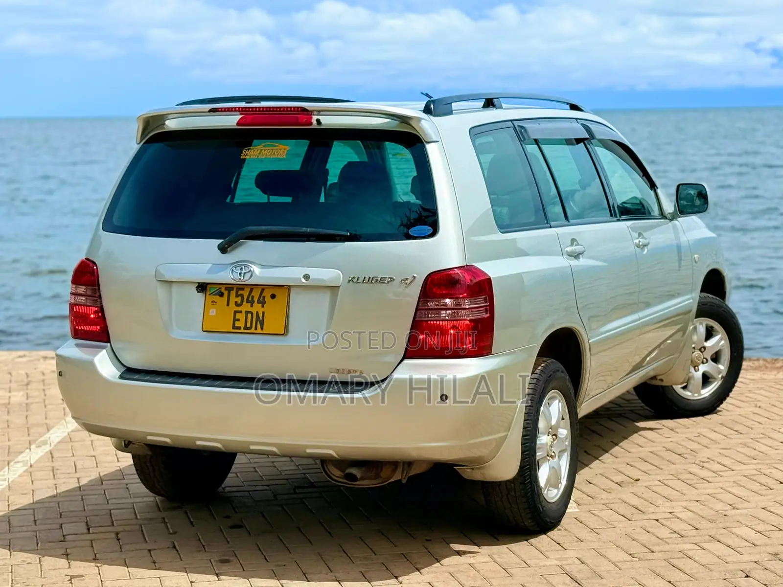 Toyota Kluger 2003 Silver