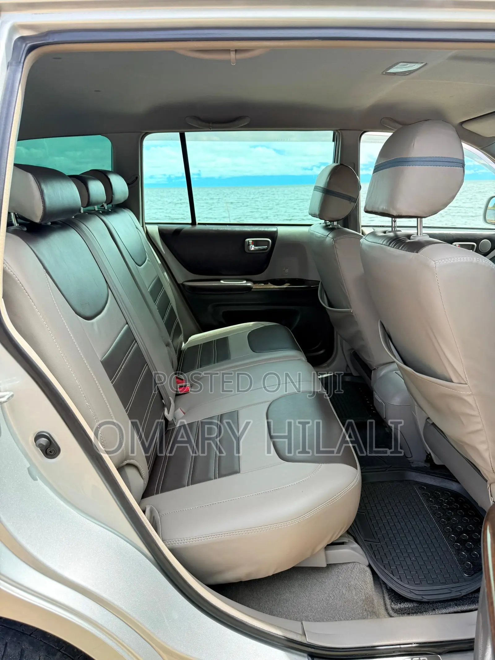 Toyota Kluger 2003 Silver