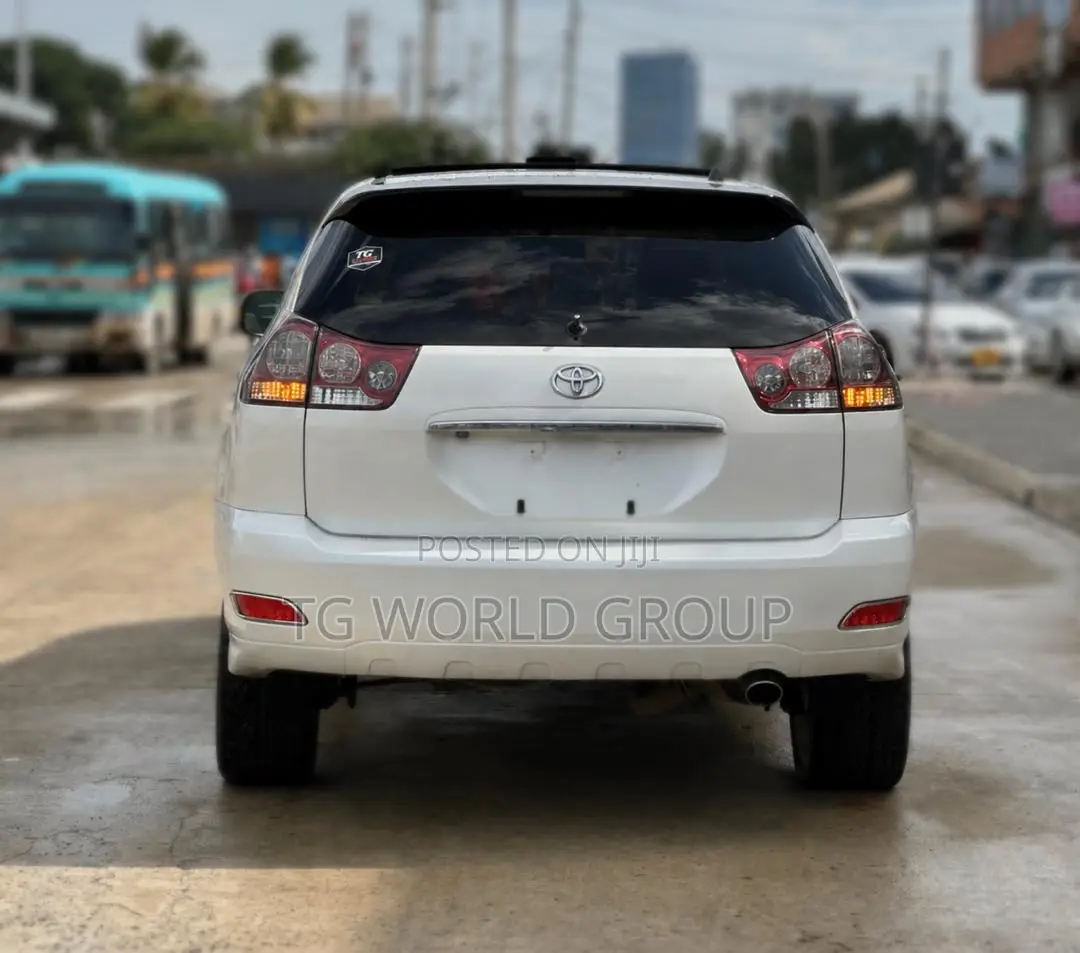 Toyota Harrier 2.4 2006 White