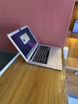 Laptop Apple MacBook Air 2017 8GB Intel Core i5 SSD 128GB