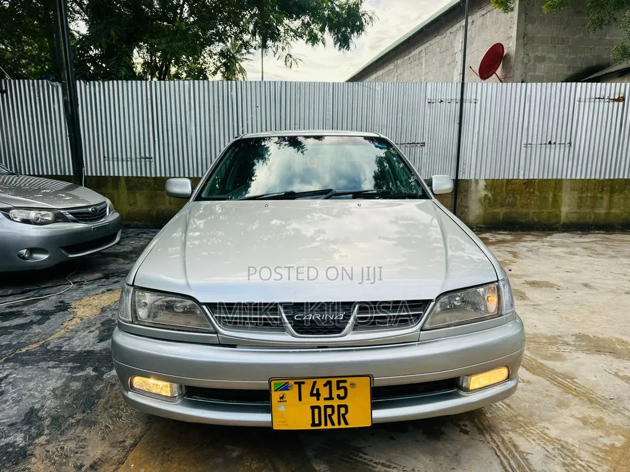 Toyota Carina 1.5 FWD Sedan 2000 Silver