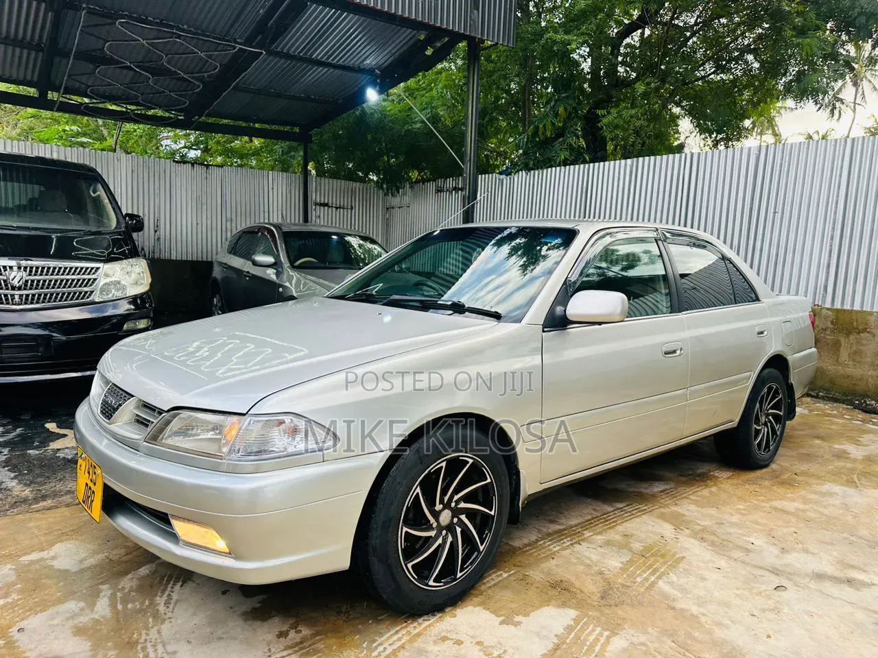 Toyota Carina 1.5 FWD Sedan 2000 Silver