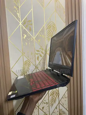 Laptop HP Omen 15-dh002nr 16GB Intel Core i7 HDD+SSD 256GB