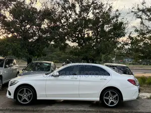 Mercedes-Benz C200 2014 Pearl