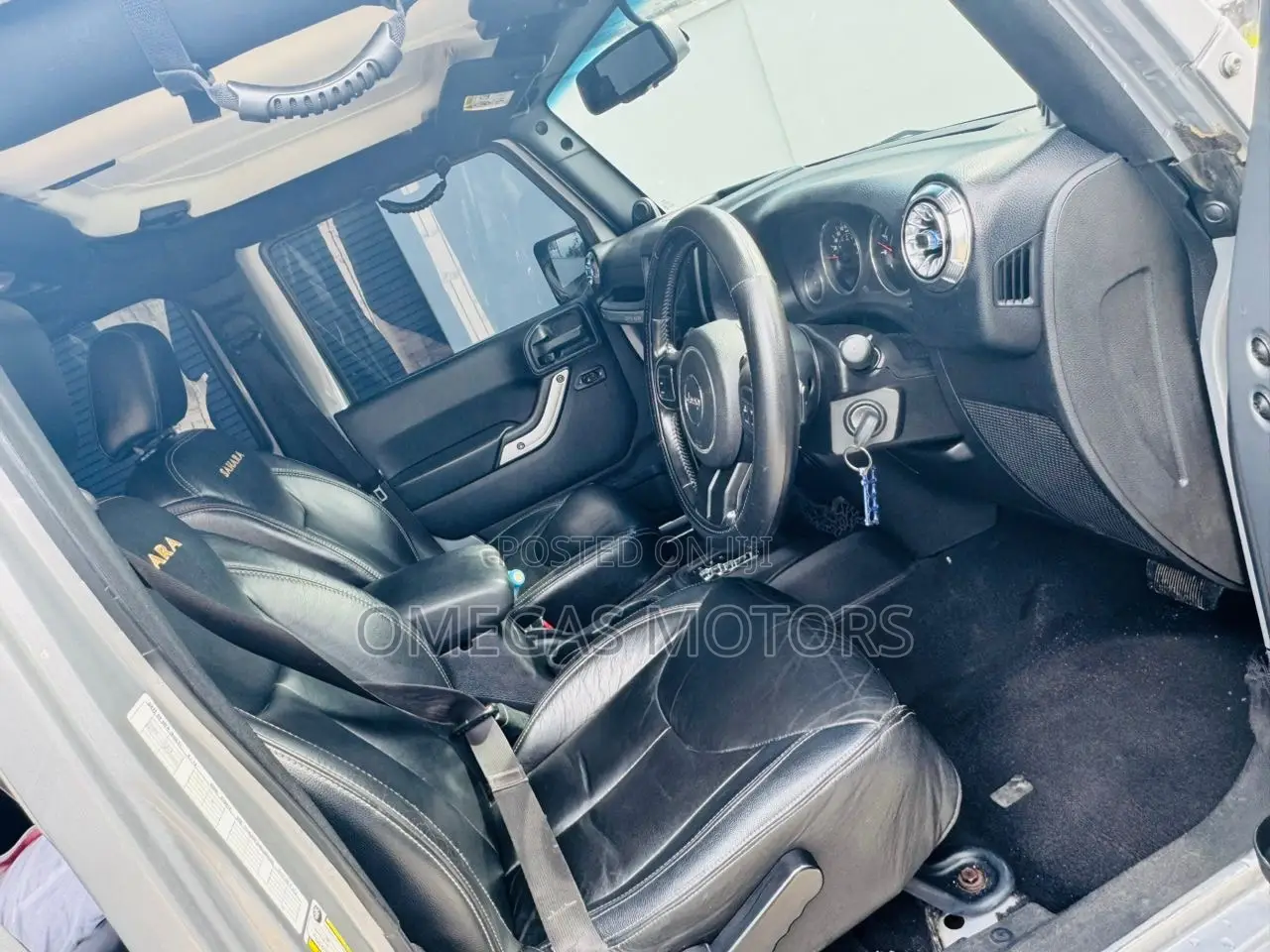 Jeep Wrangler Unlimited Sahara 2013 Silver