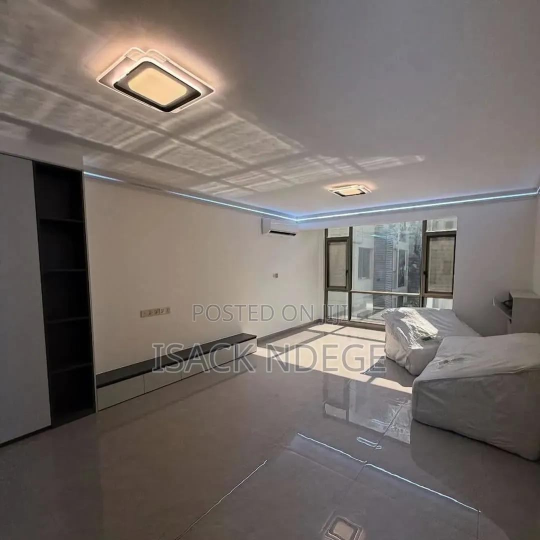 Furnished 3bdrm Apartment in Oyster Bay for rent