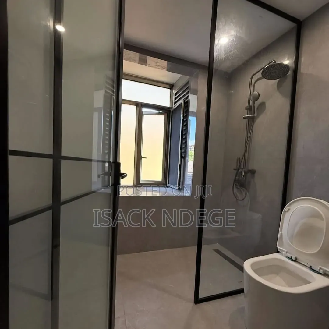 Furnished 3bdrm Apartment in Oyster Bay for rent