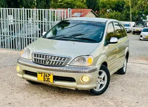 Toyota Nadia 2003 Gold