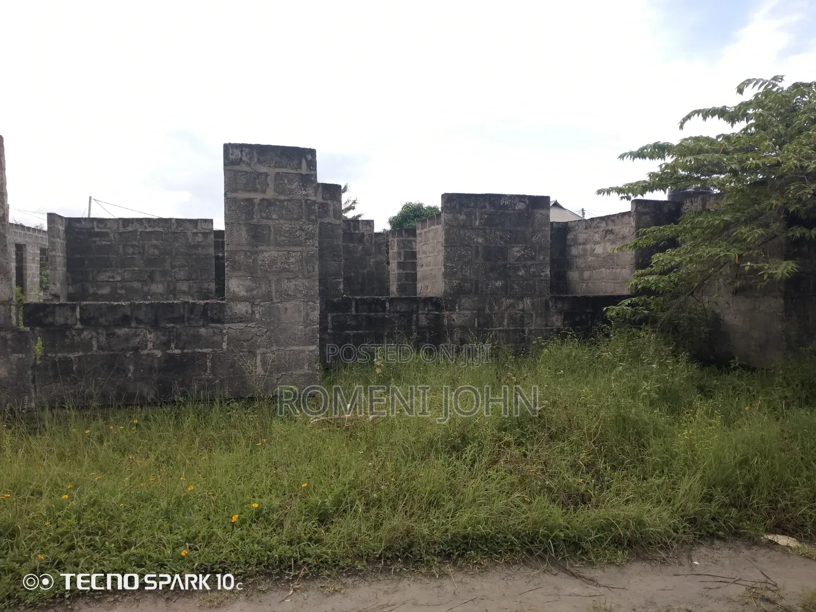 2bdrm House in Tanzania Daresalaam, Ukonga for sale