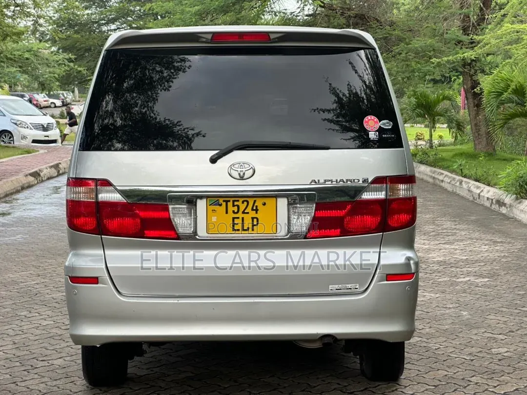 Toyota Alphard 2004 Gray
