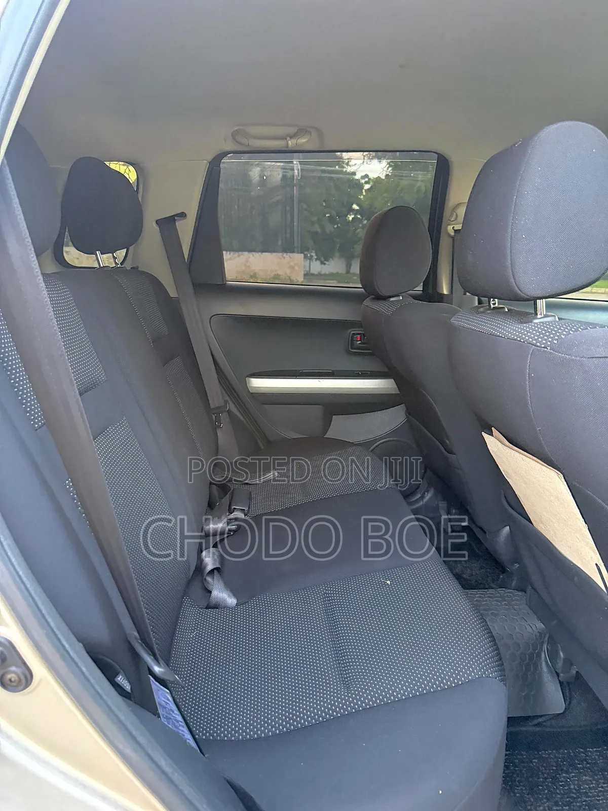 Toyota IST 2004 Gold
