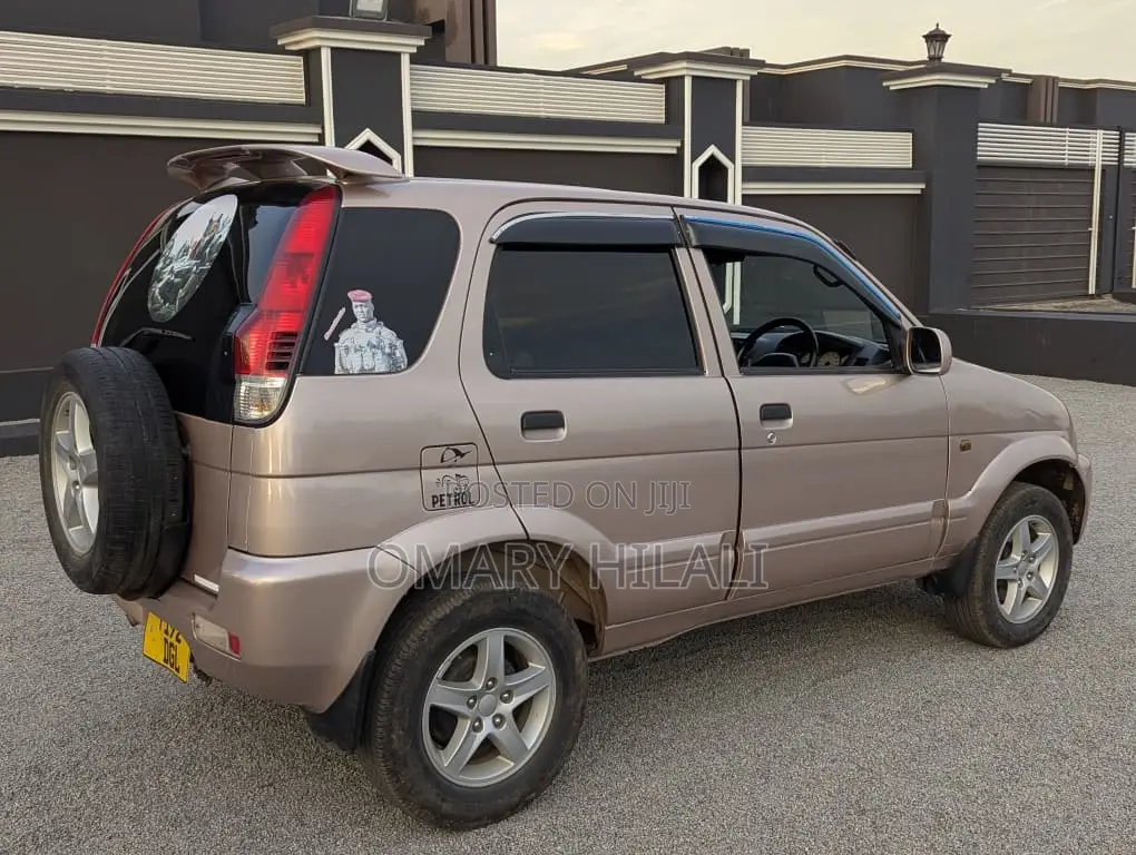 Toyota Cami 2005 Beige
