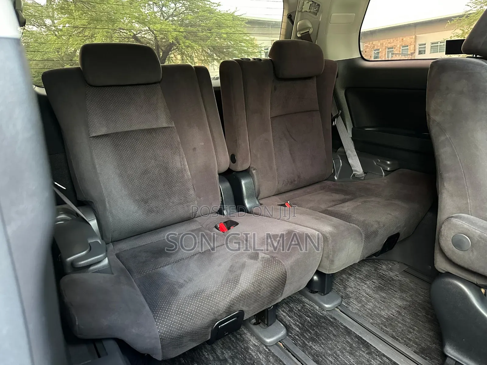 Toyota Alphard 2010 White