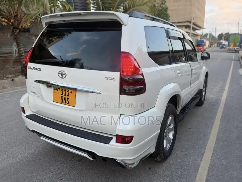 Toyota Land Cruiser Prado 2007 White