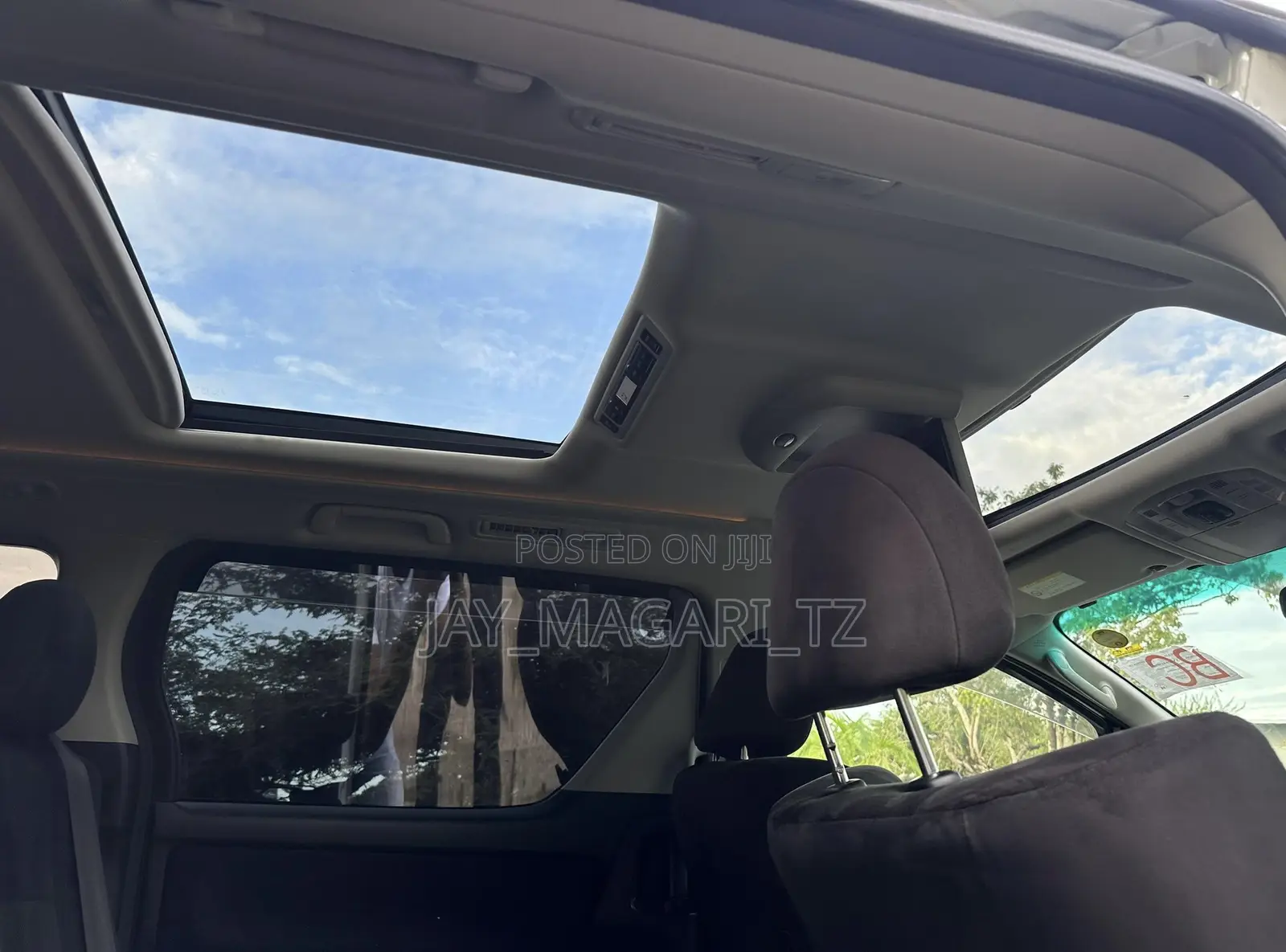 Toyota Alphard 2010 White
