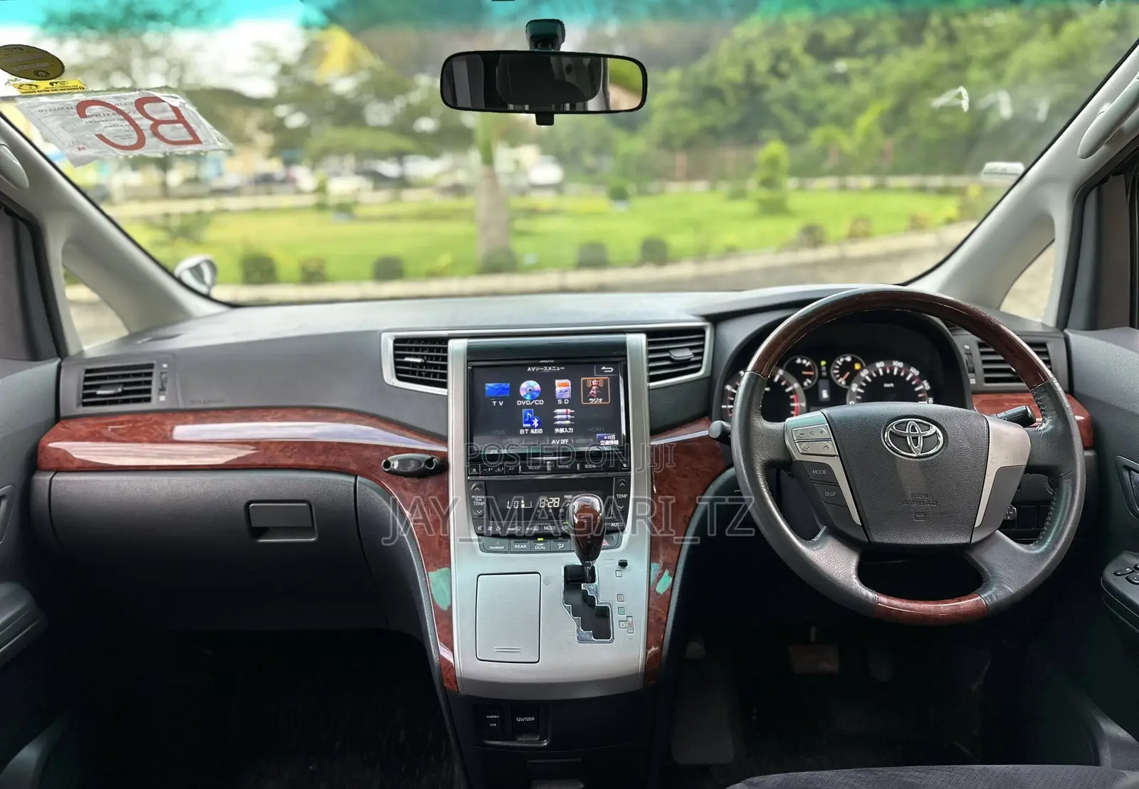 Toyota Alphard 2010 White