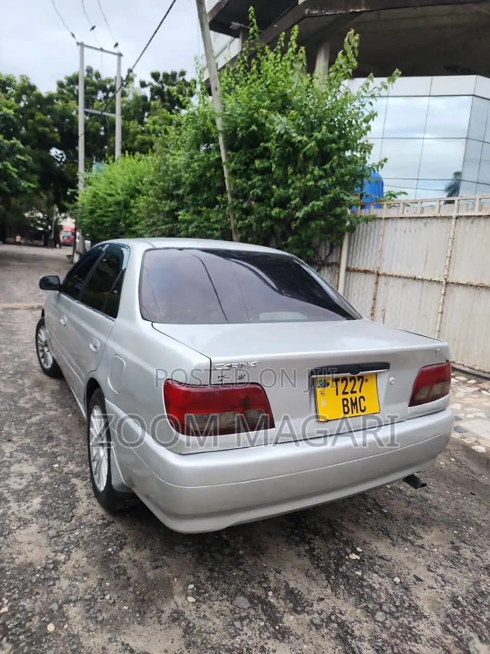 Toyota Carina 2000 Silver
