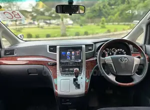 Toyota Alphard 2.4 Petrol FWD 2010 White
