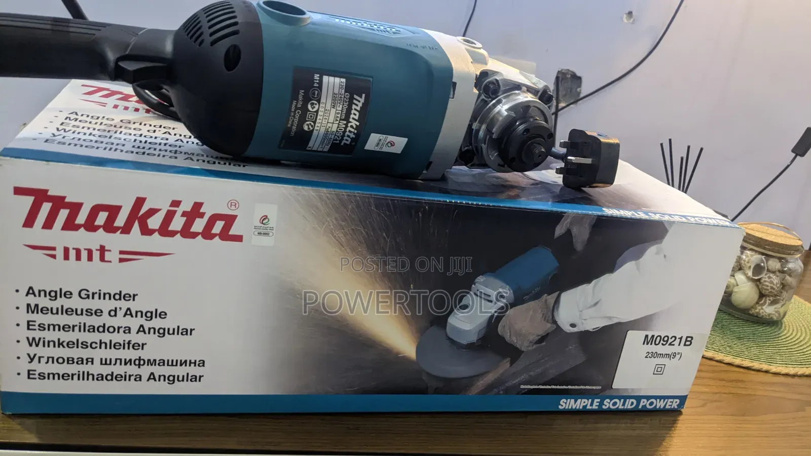 Angle Grinder 2200w Makita Mt