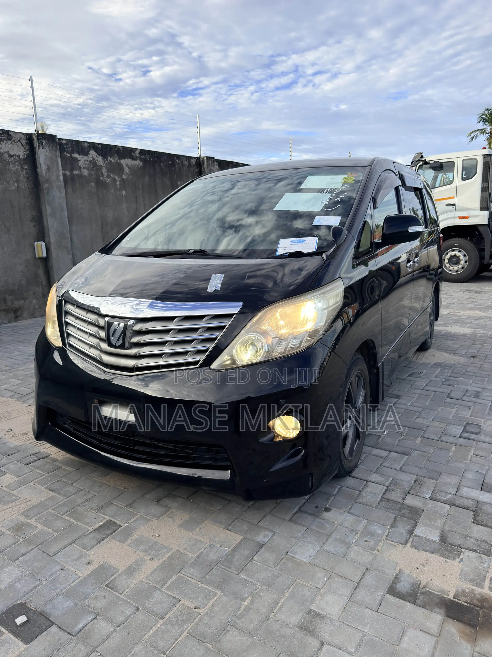 Toyota Alphard 2.4 Petrol AWD 2010 Black