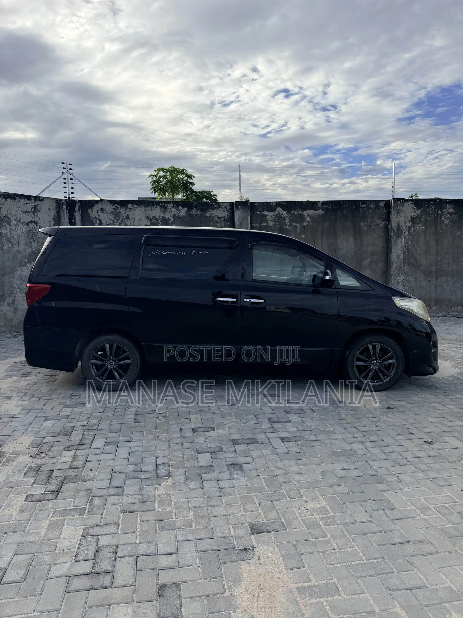 Toyota Alphard 2.4 Petrol AWD 2010 Black