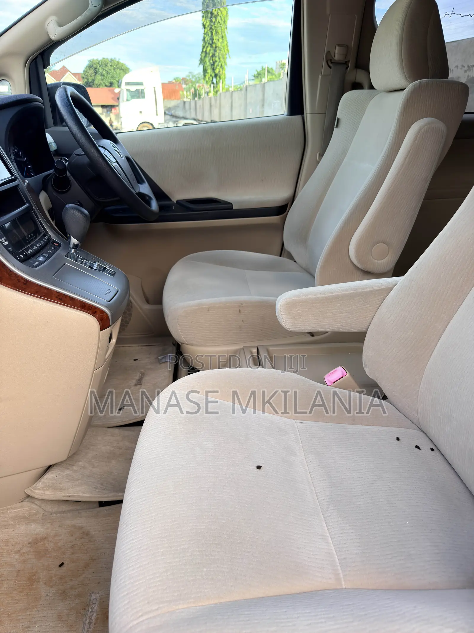 Toyota Alphard 2.4 Petrol AWD 2010 Black