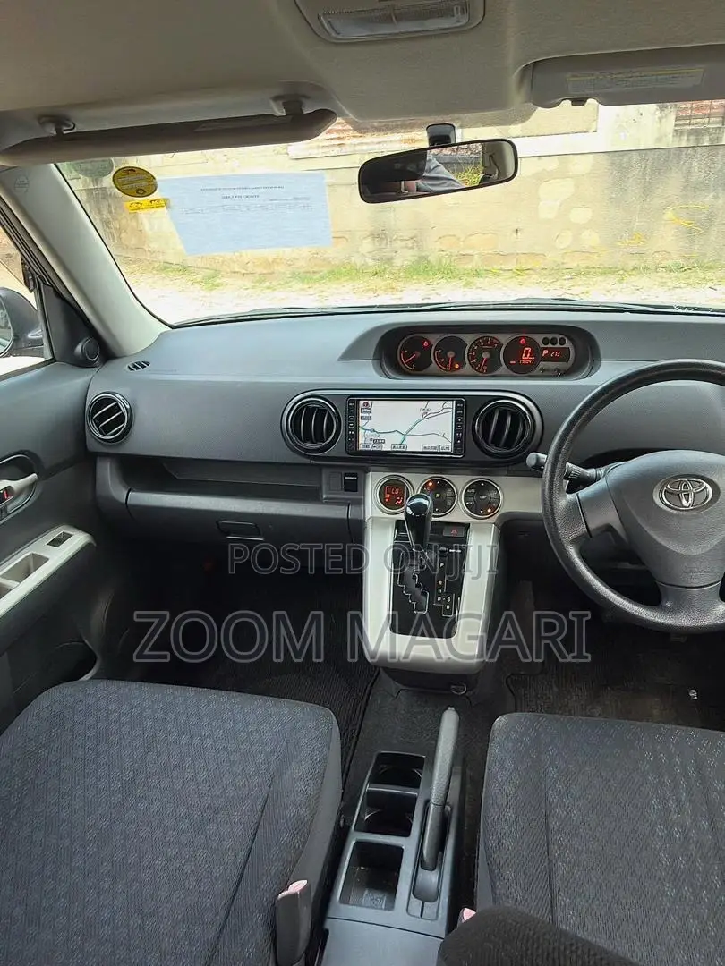 Toyota Corolla Rumion 2008 Black