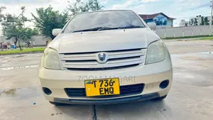 Toyota IST 2004 Beige