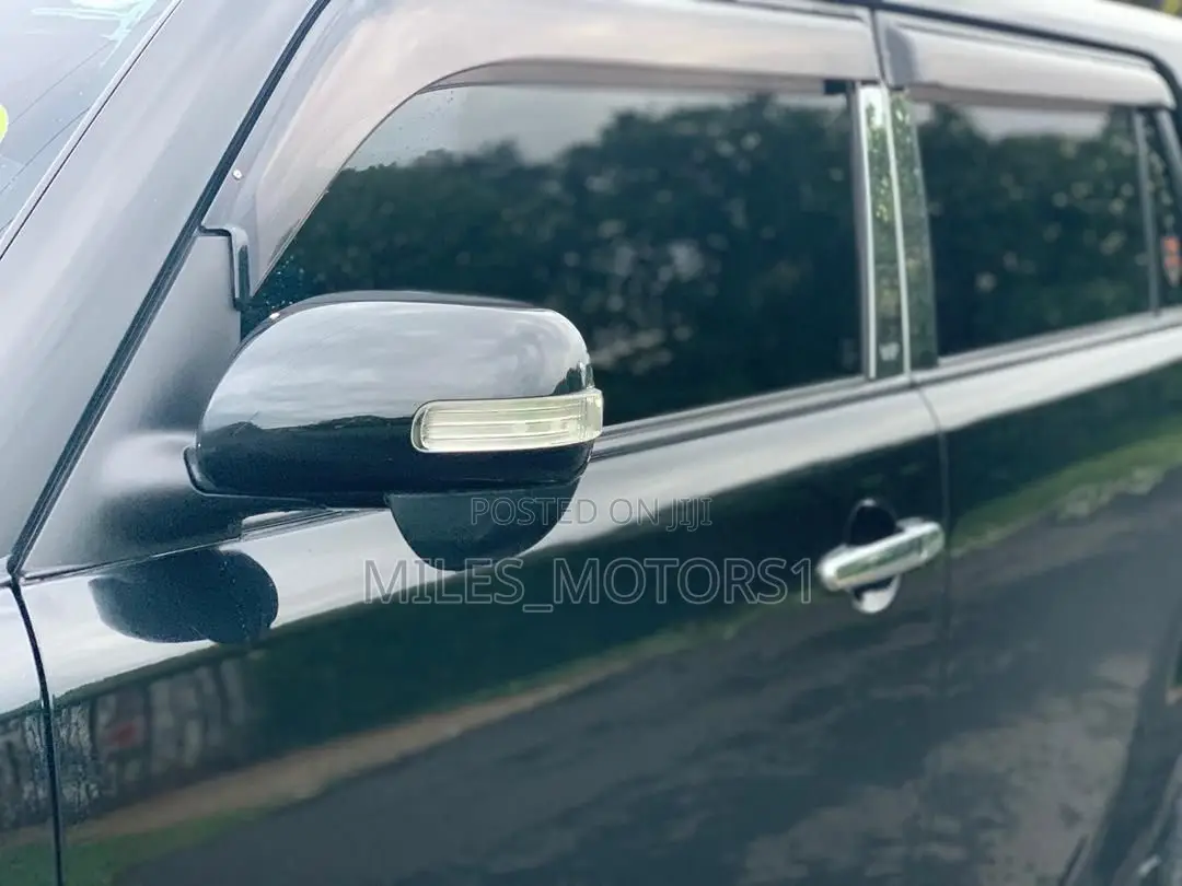 Toyota Corolla Rumion 2013 Black