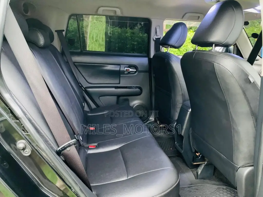 Toyota Corolla Rumion 2013 Black