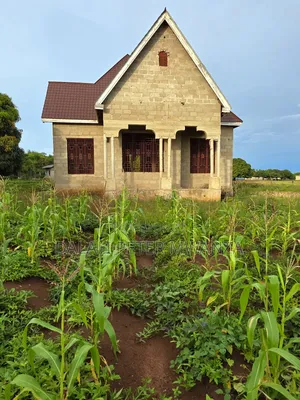 3bdrm House in Nyamhongolo, Ilemela Ward for sale