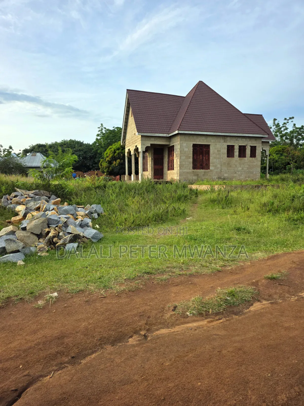 3bdrm House in Nyamhongolo, Ilemela Ward for sale