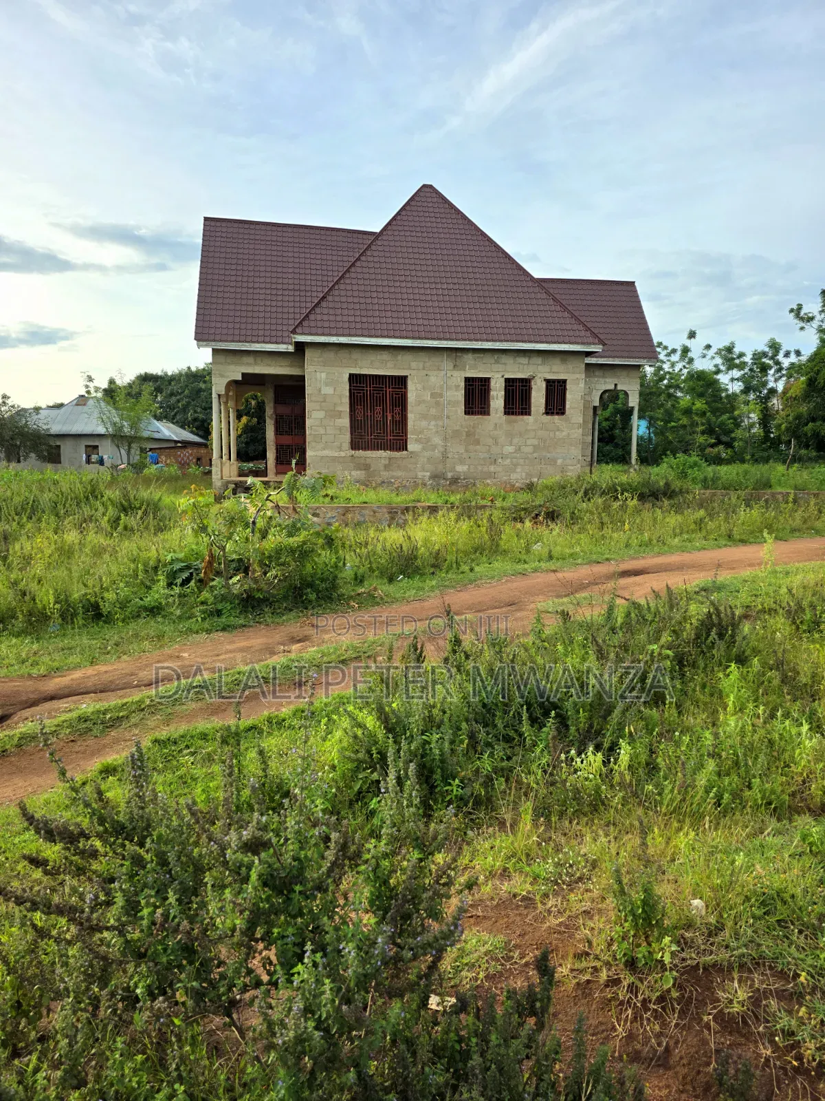 3bdrm House in Nyamhongolo, Ilemela Ward for sale