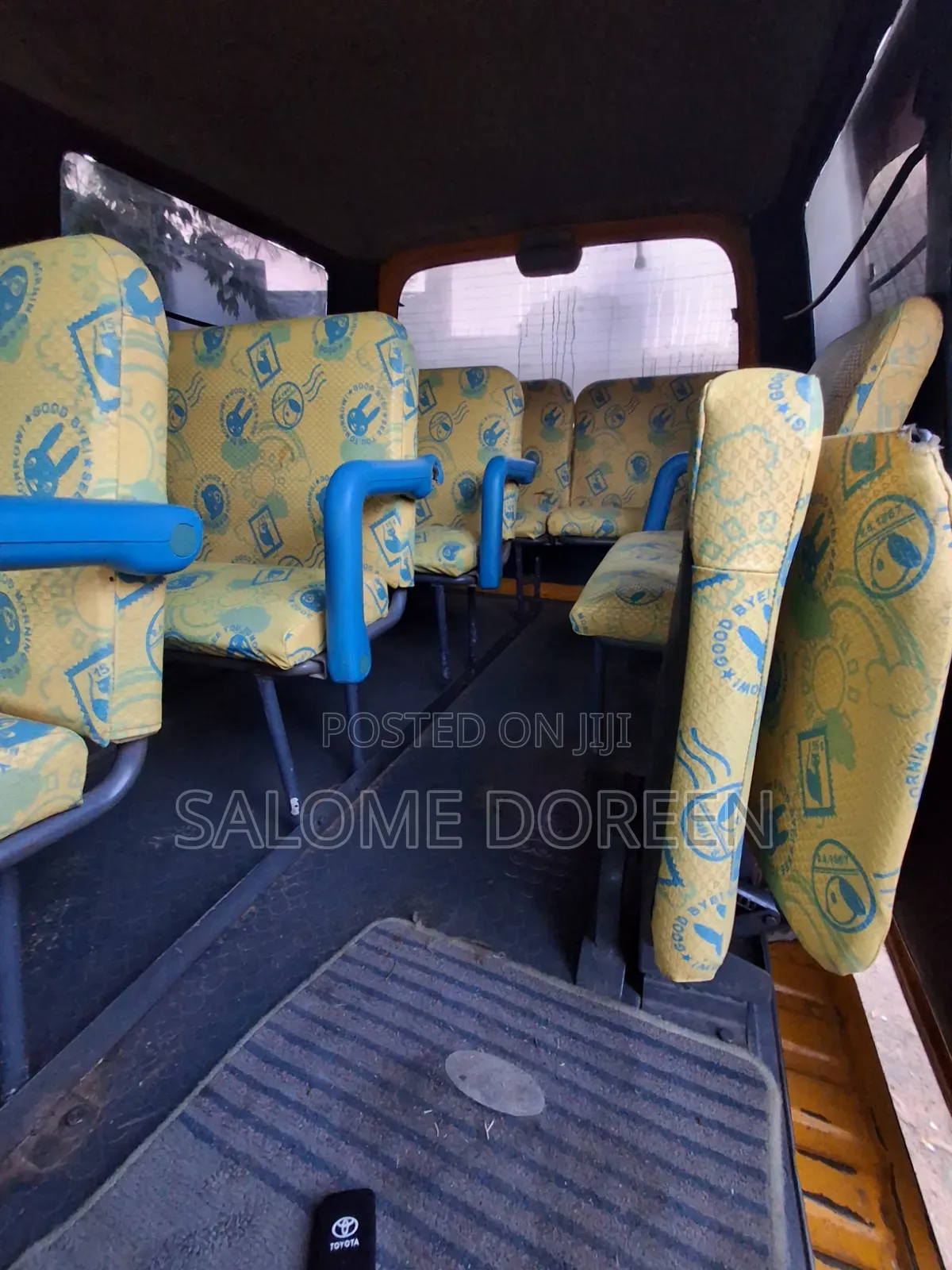 Mazda Bongo 2014 Yellow