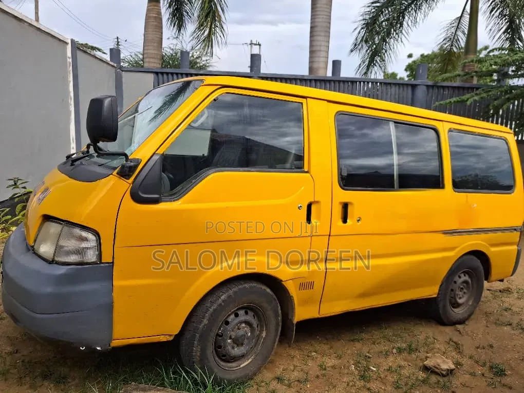 Mazda Bongo 2014 Yellow