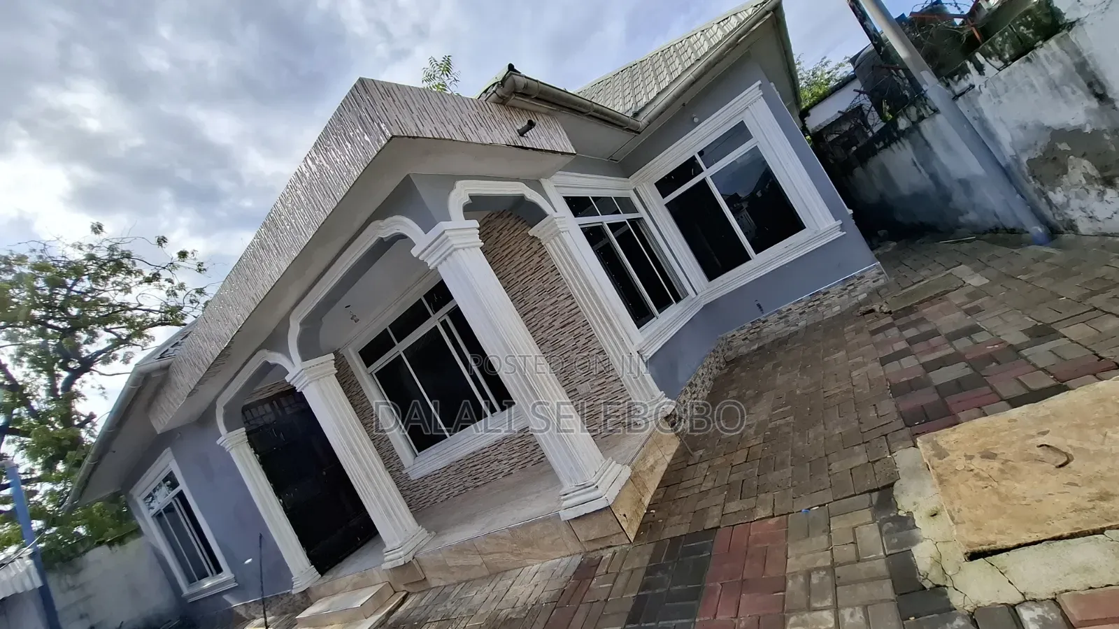 4bdrm Bungalow in Sinza Legho for rent