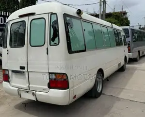 Toyota Coaster 2000 White