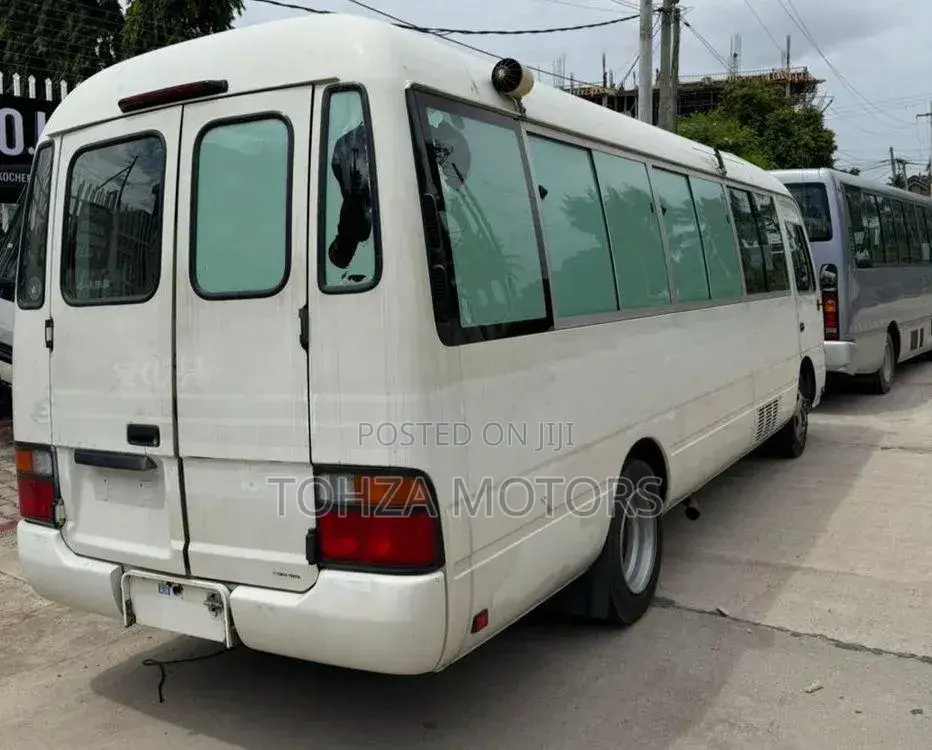 Toyota Coaster 2000 White
